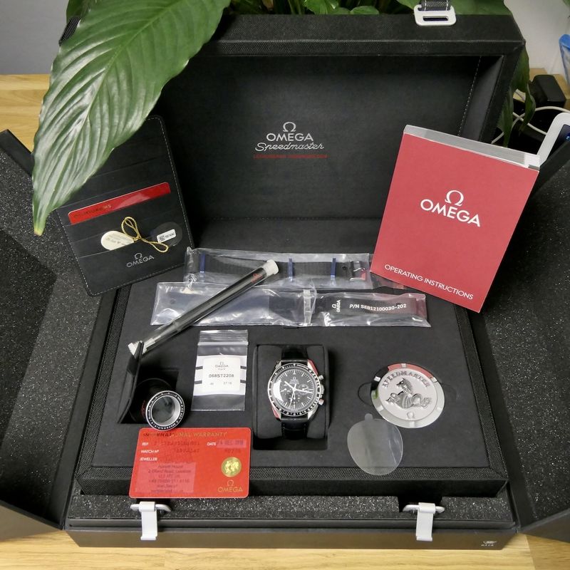 Image 20 of Omega Speedmaster Professional Moonwatch 31133423001001; Chronograph men's watch
