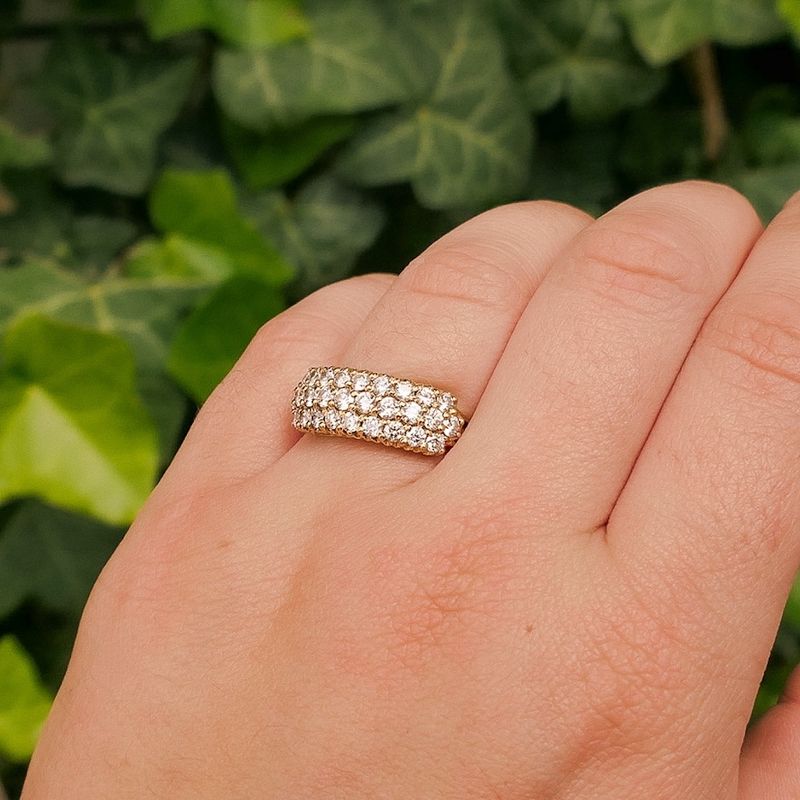 Image 8 of Gold ring with diamonds; 0.94 ct.