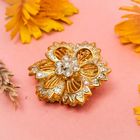 Image 2 of Gold brooch/pendant with diamond; 0.715 ct.