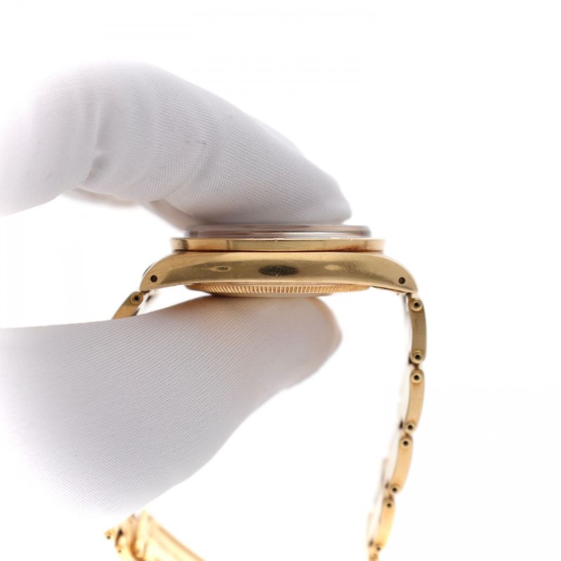 Image 10 of Rolex Date 1501 18ct Gold Vintage Watch