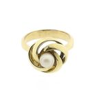 Image 3 of Vintage gold ring with pearl
