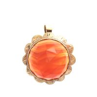 Vintage gold brooch/pendant with large carnelian