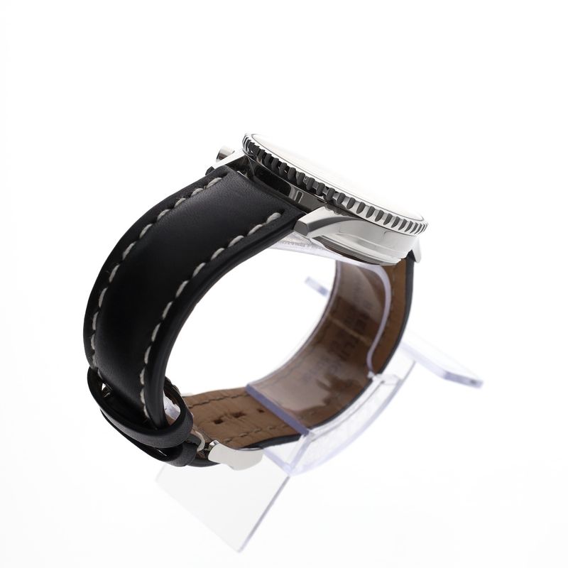 Image 8 of Breitling Navitimer Chronograph 41mm A13324; Automatic men's watch