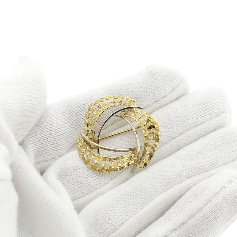 Image 8 of Two-tone gold brooch