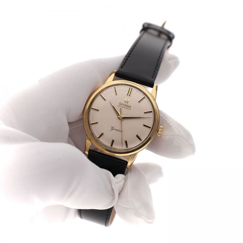 Image 11 of Omega Genève Automatic 14702-1SC; Vintage Watch (Full Set '61)