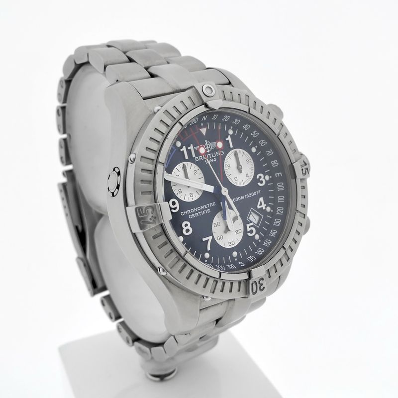 Image 3 of Breitling Avenger M1 Chronograph E73360; Chronograph men's watch
