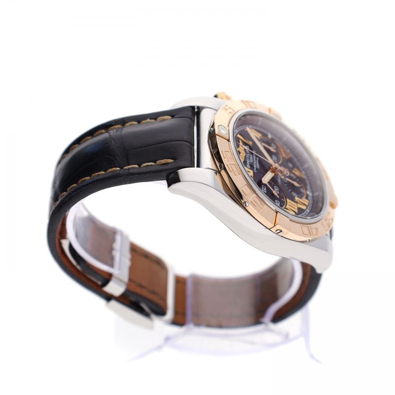 Image 8 of Breitling Chronomat B01 44mm CB011012/B968; Gold/Steel Watch