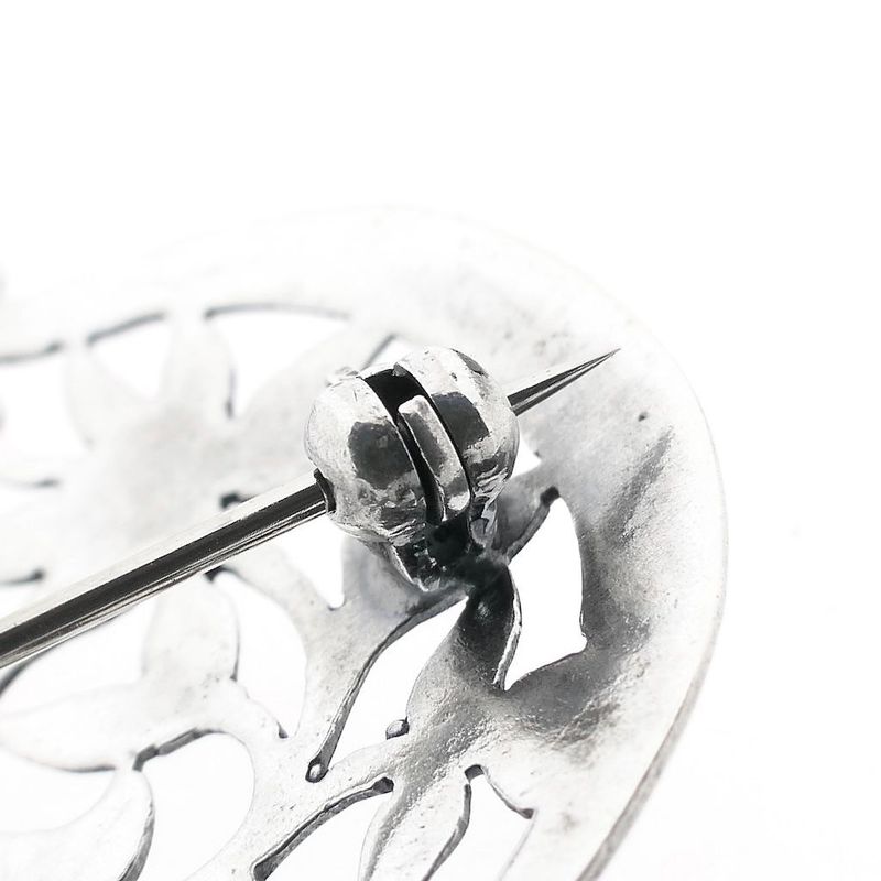 Image 6 of Silver brooch with floral motif