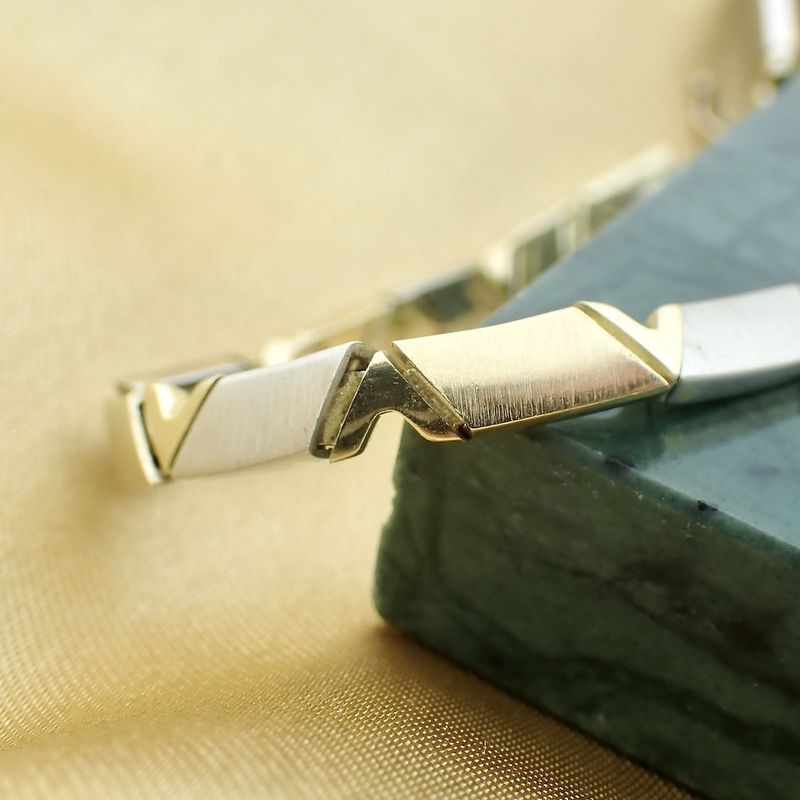 Image 4 of Two-tone gold fantasy link necklace