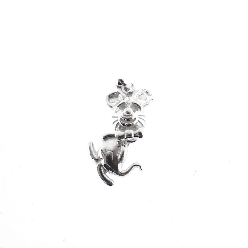 Image 4 of Silver pendant; Moving mouse