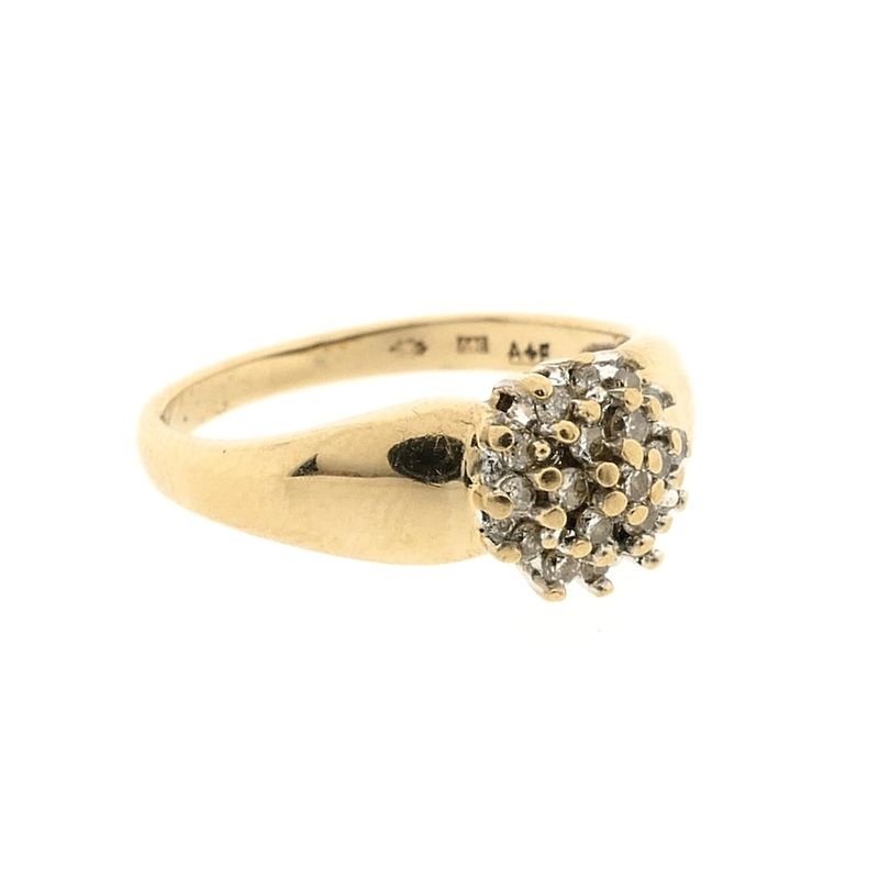 Image 5 of Gold ring pavé set with diamonds | 0.095 ct.