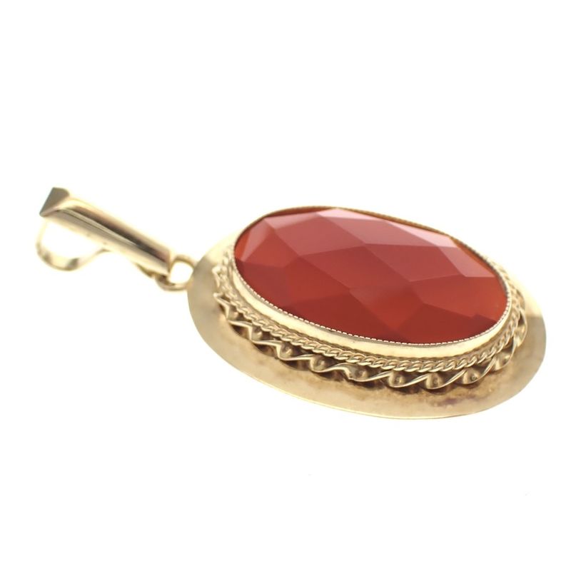 Image 2 of Vintage gold pendant with carnelian