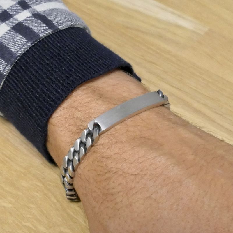 Image 10 of Silver robust gourmet link bracelet with engraving plate; Men
