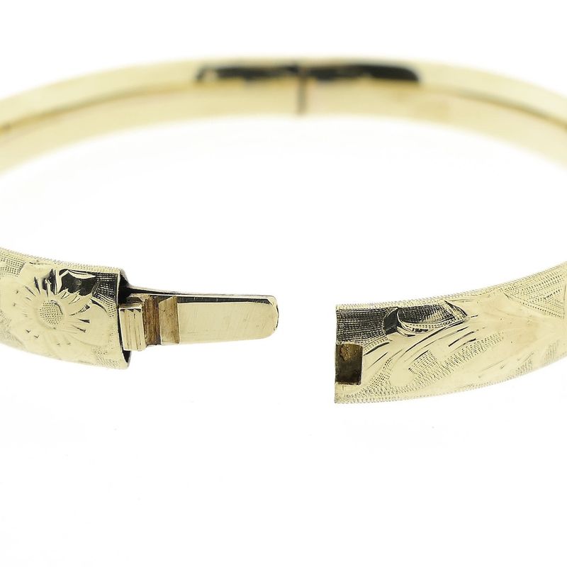 Image 6 of Gold vintage slave bracelet with engravings | Ø 62 mm