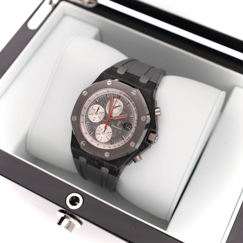 Afbeelding 16 van Audemars Piguet Royal Oak Offshore 'Jarno Trulli Limited Edition' 26202AU.OO.DOO2CA; Automatisch Her