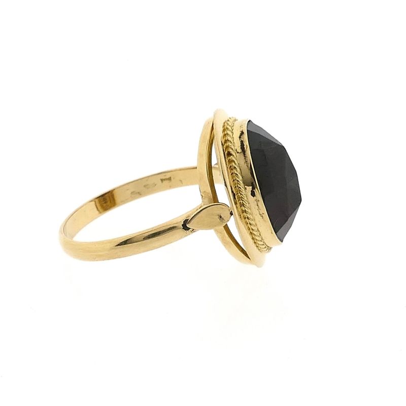 Image 5 of Vintage Gold Ring with Garnet