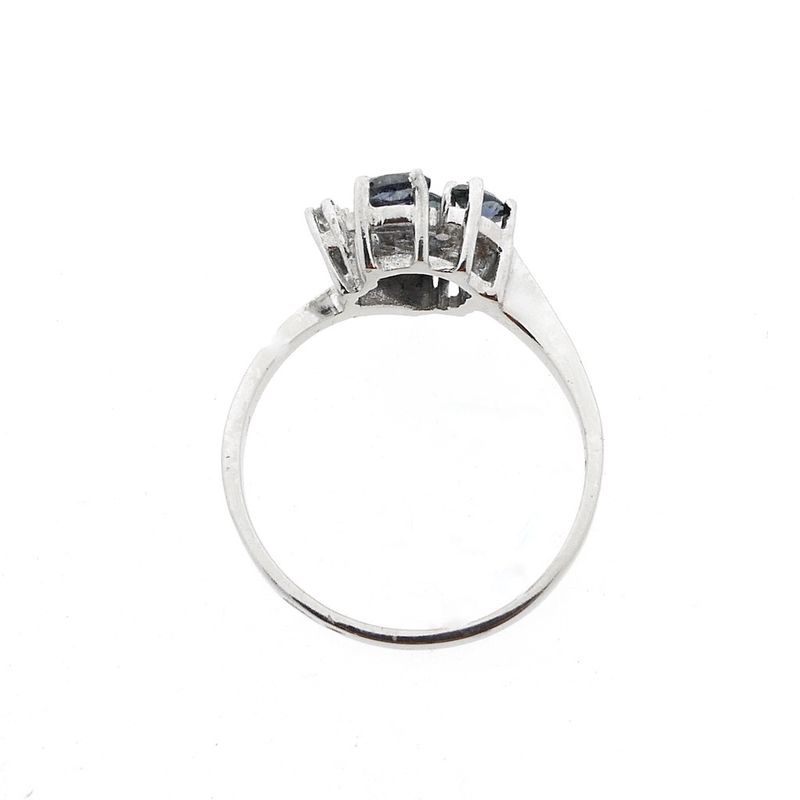 Image 4 of White gold ring with diamond and sapphire | 0.12 ct.