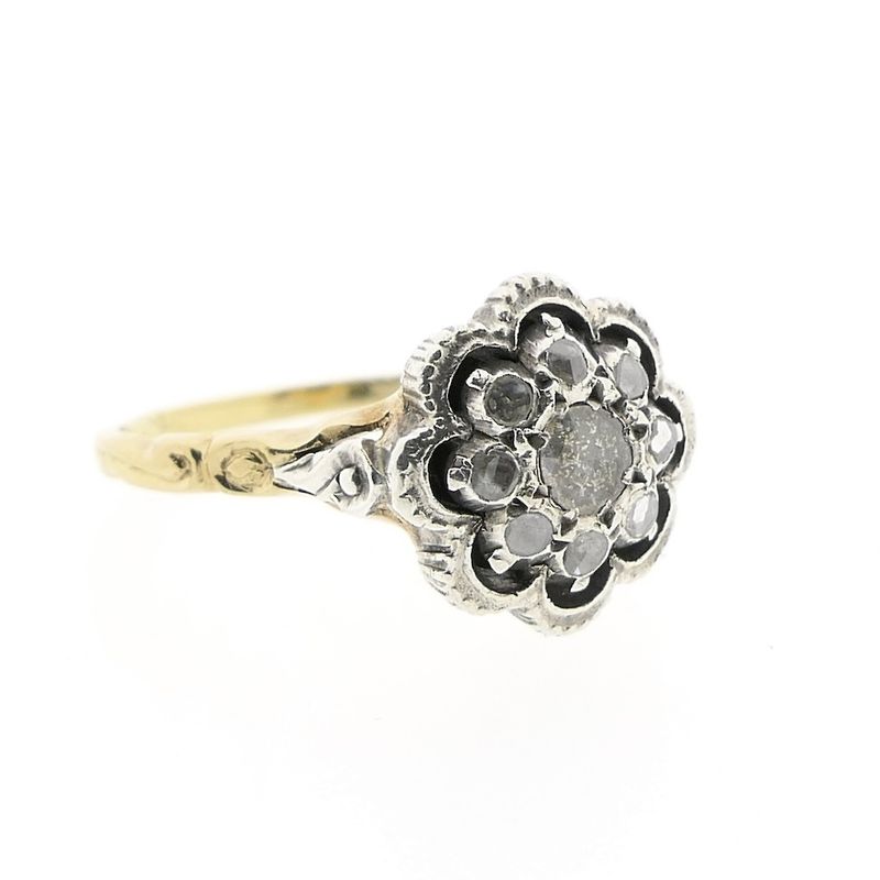 Image 6 of Gold ring with rose-cut diamonds; approx. 0.20 ct. | Antique