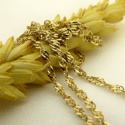 Image 2 of Gold twisted link chain | 46 cm