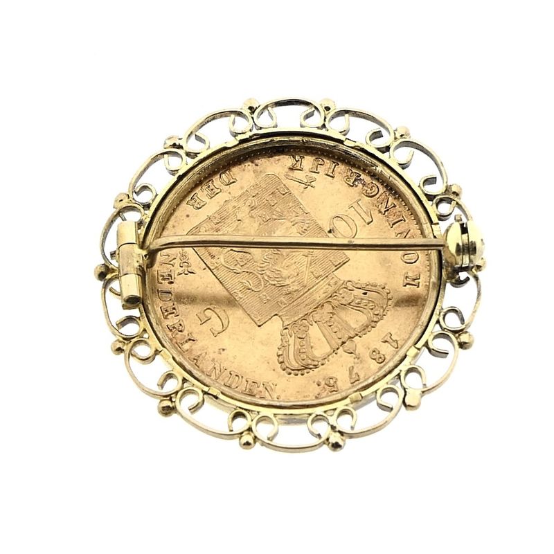 Image 4 of Gold brooch of 10 guilder coin King William III 1875