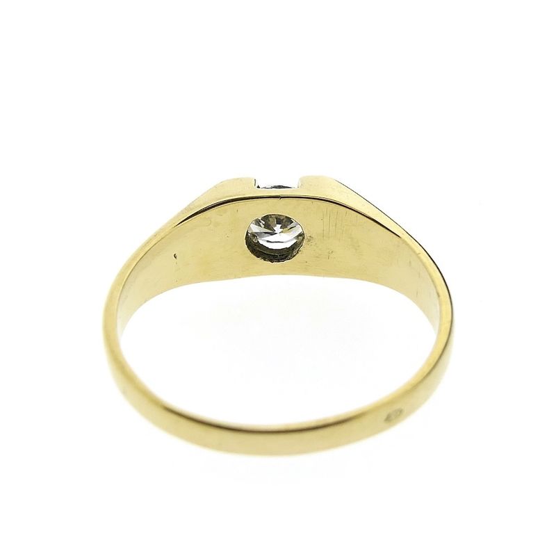 Image 5 of Gold solitaire ring with zirconia