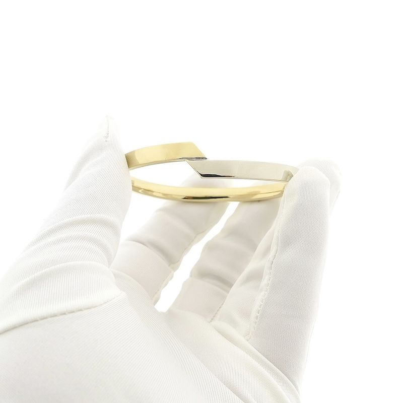 Image 8 of Two-tone gold bangle; Size M