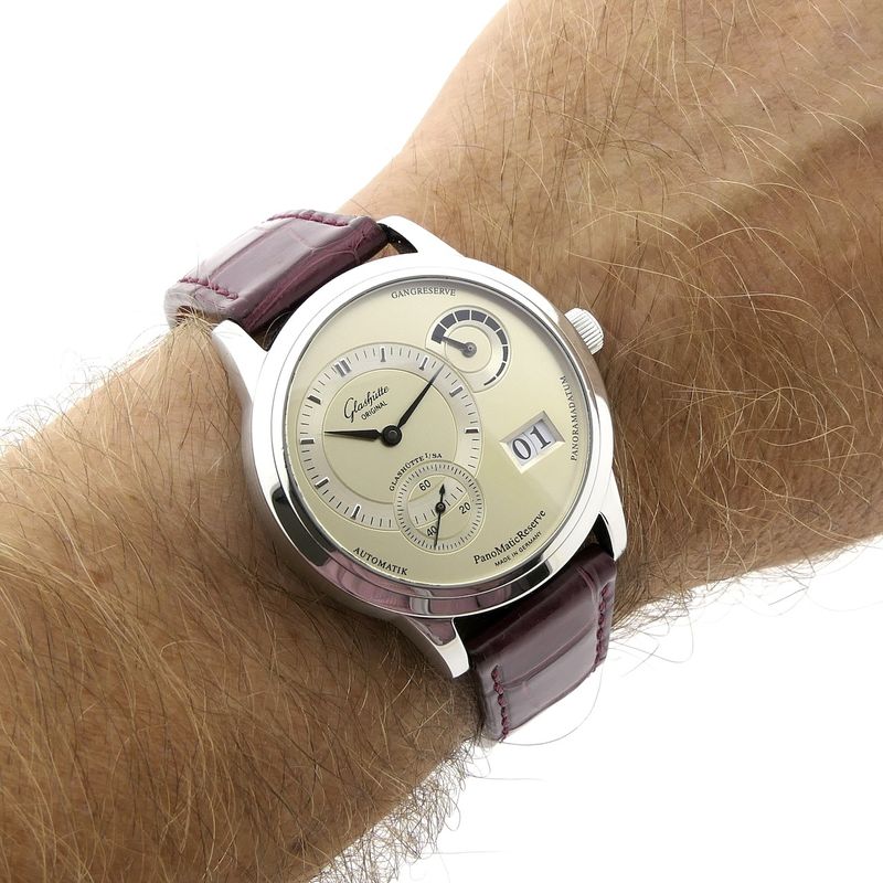 Image 19 of Glashütte Original PanoMaticReserve; Automatic men's watch