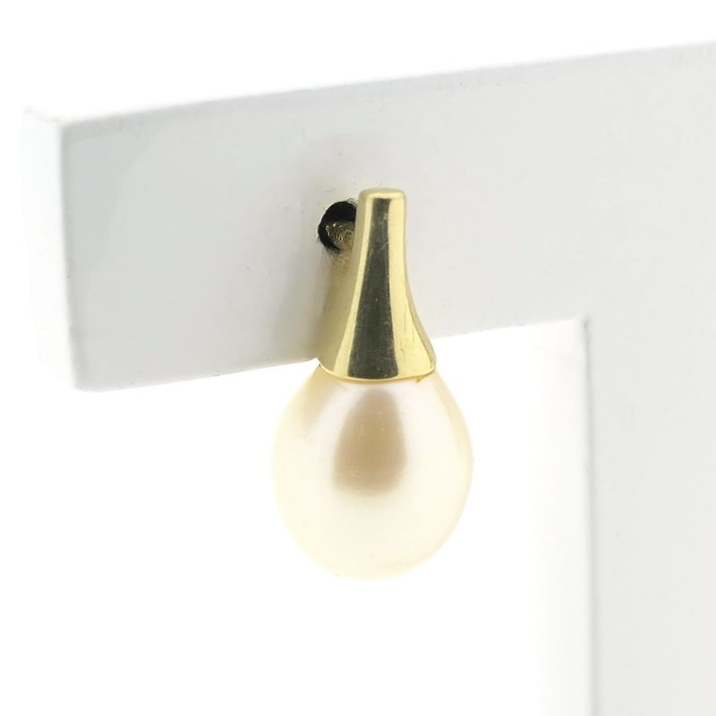 Image 4 of Gold stud earrings with pearl