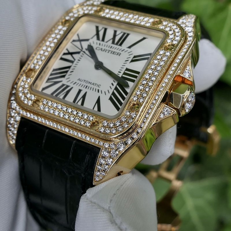 Image 25 of Cartier Santos 100 XL Automatic 2732 - W20071Y1; 18k gold watch with diamond setting