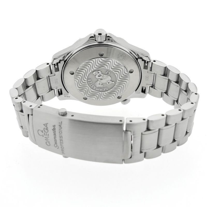 Image 15 of Omega Seamaster 300m 'Electric Blue' 2255.80.00; Automatic men's diving watch