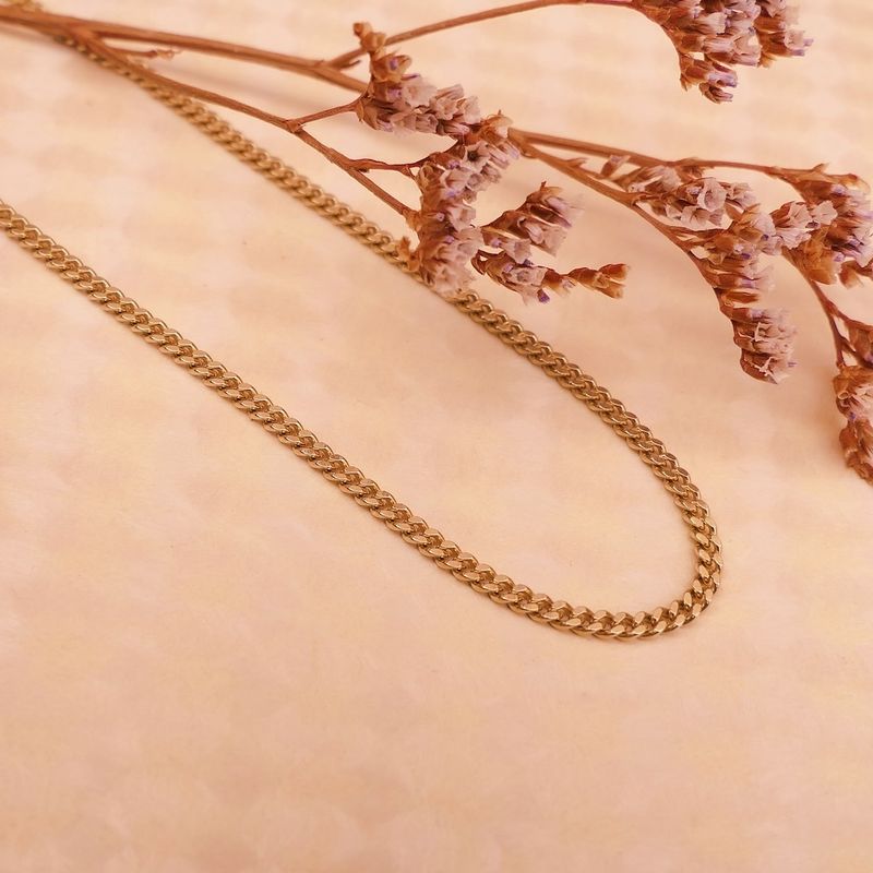 Image 2 of Gold flat gourmet link chain | 72 cm