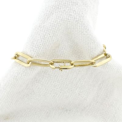 Gold closed forever bracelet. Image 1 of Gold closed forever bracelet.