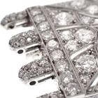 Image 7 of Unique 18 kt white gold brooch set with diamonds of approx. 4.70 ct.