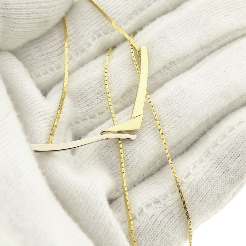 Image 8 of Two-tone gold cobra link necklace with fixed pendant