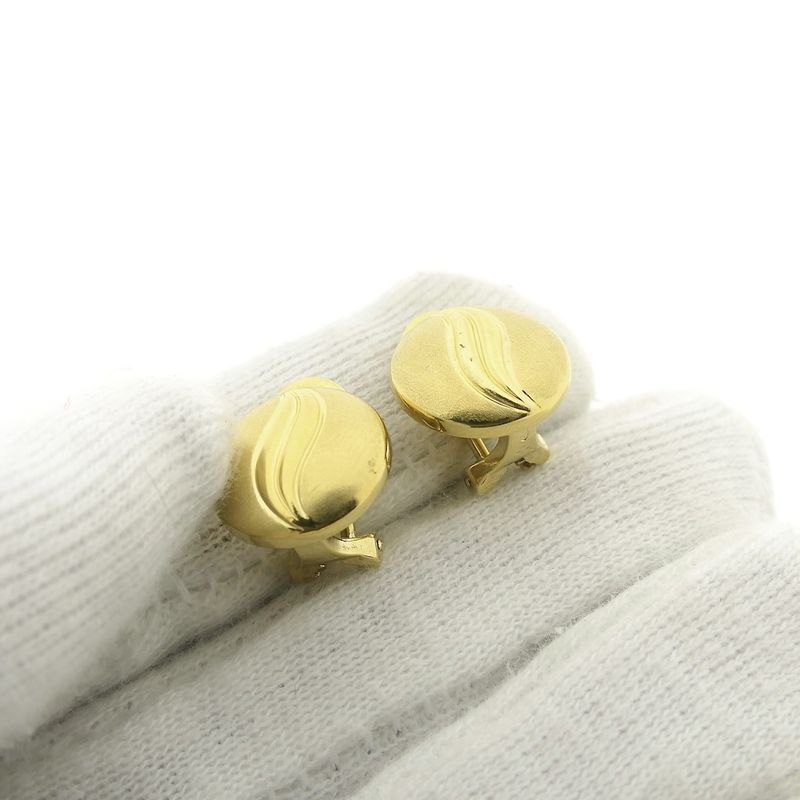 Image 8 of Vintage gold matte clip-on earrings; Ø 13.5