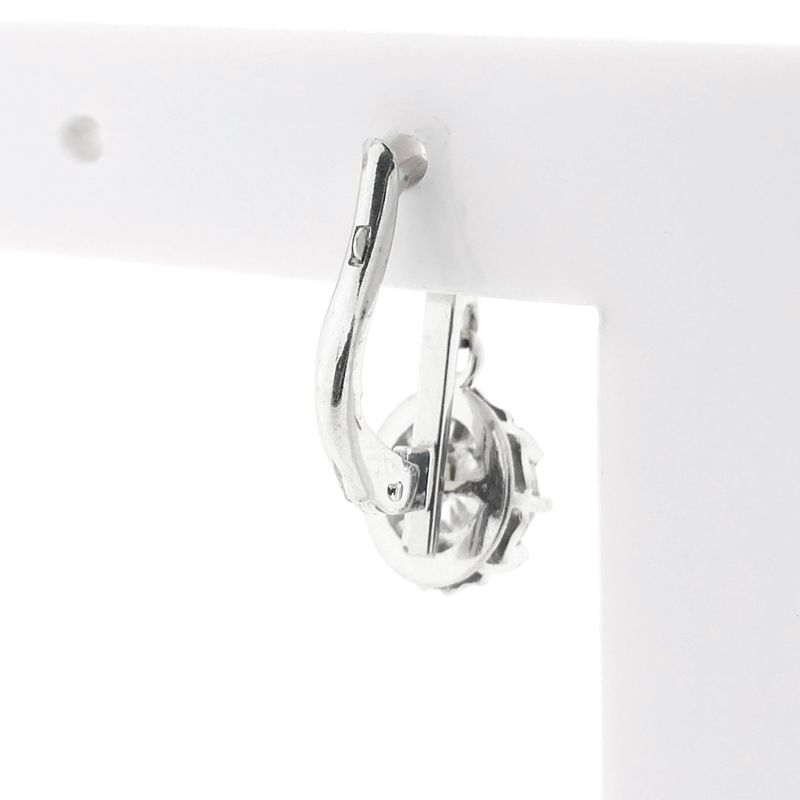 Image 5 of White gold earrings with diamond; 1.00 ct.