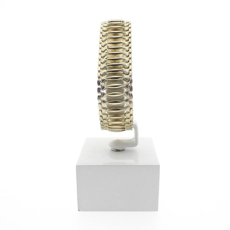 Image 4 of Vintage gold link bracelet; 19.5 cm