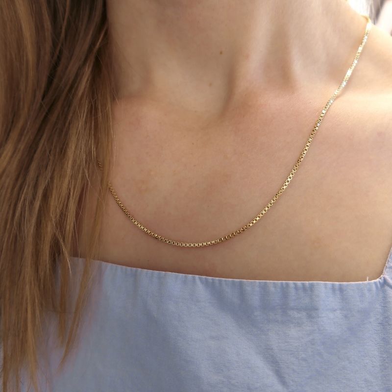 Image 7 of Golden Venetian link chain