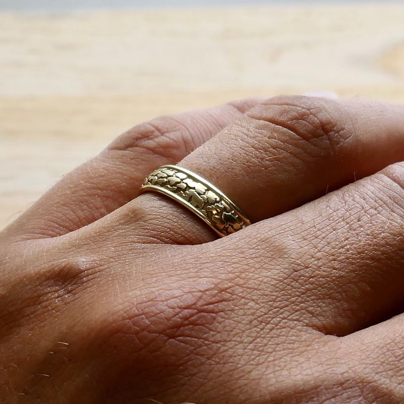 Afbeelding 8 van Gouden heren nugget ring