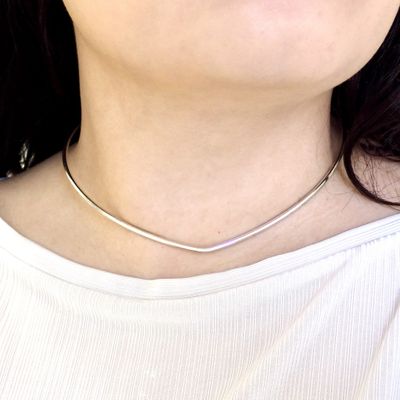 Image 2 of Silver V-shaped necklace | Alton