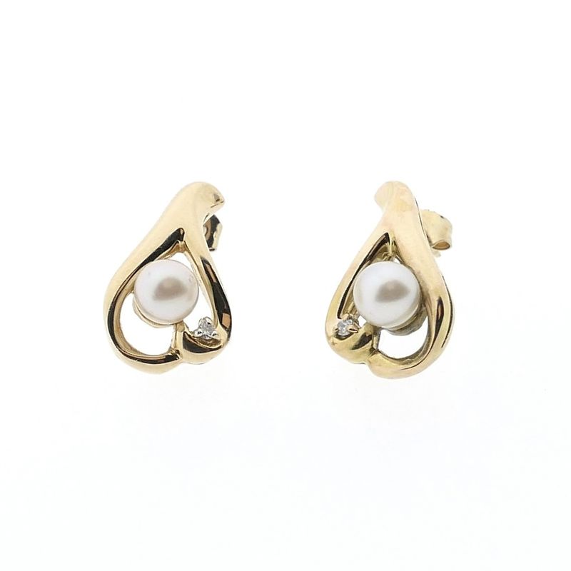 Image 10 of Gold stud earrings with pearl and diamond; 0.02 ct.