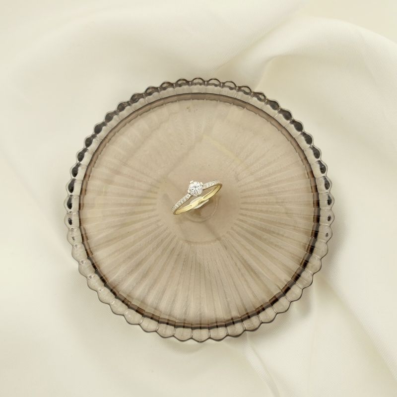 Image 2 of Gold engagement ring with zirconia