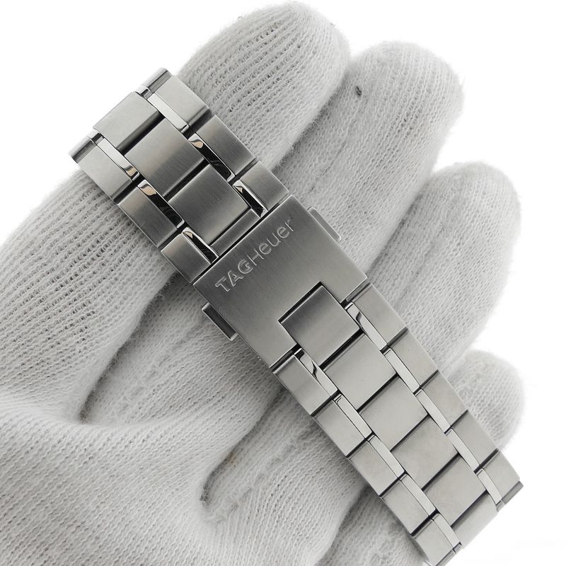 Image 9 of TAG Heuer Carrera Calibre 16 CV2A10; Chronograph men's watch