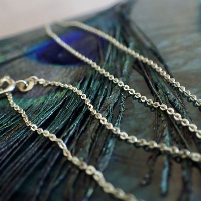 8-karat anchor link chain | 46 cm Image 2 of 8-karat anchor link chain | 46 cm