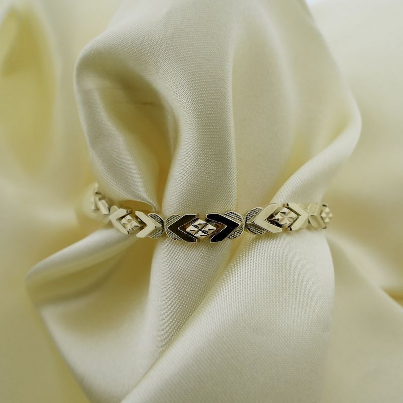 Image 3 of 18K Vintage gold fantasy link bracelet | 19 cm