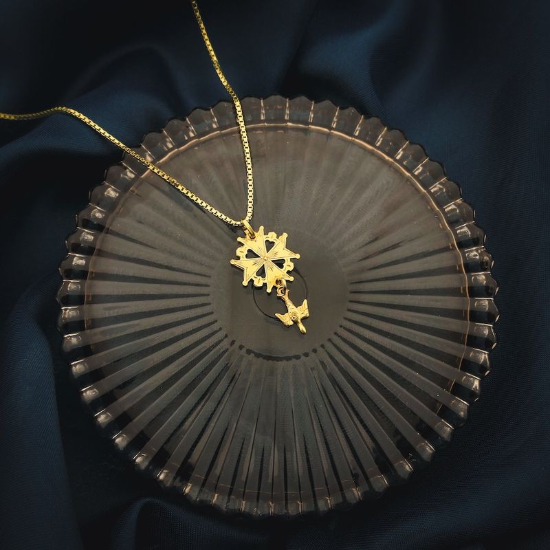 Image 2 of Gold pendant | Huguenot Cross