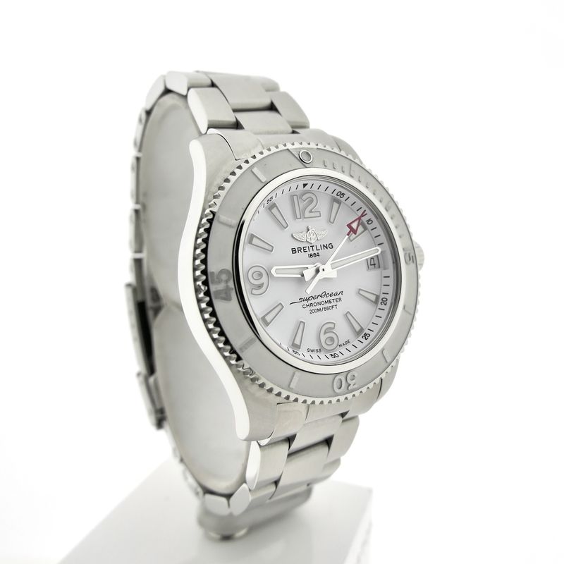 Image 3 of Breitling Superocean 36 A17316; Automatic unisex watch