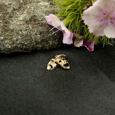 9 ct. Comedy and tragedy mask pendant/charm Image 2 of 9 ct. Comedy and tragedy mask pendant/charm