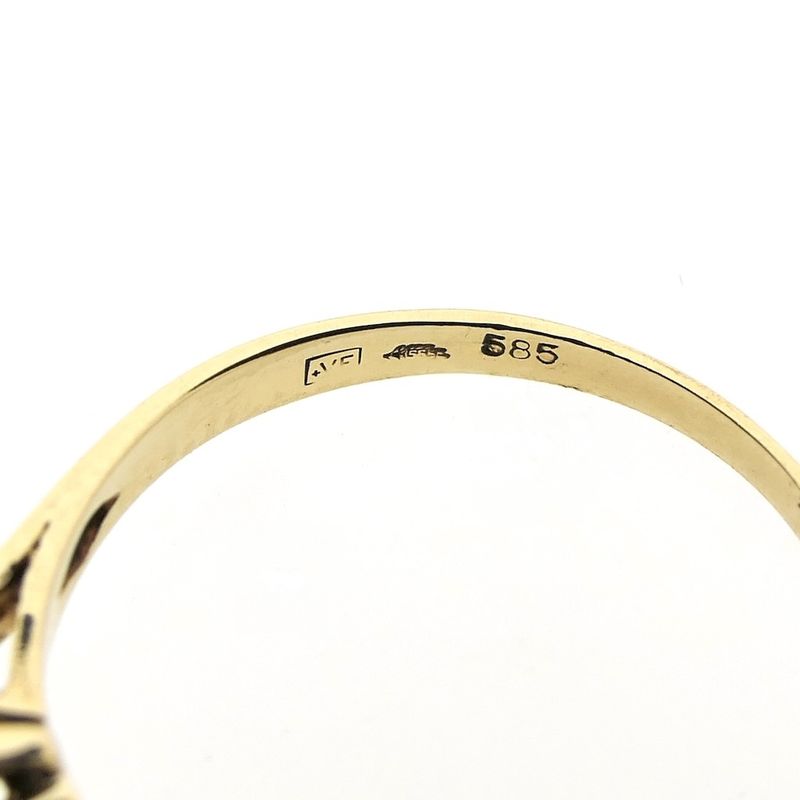 Image 11 of Gold solitaire ring with zirconia