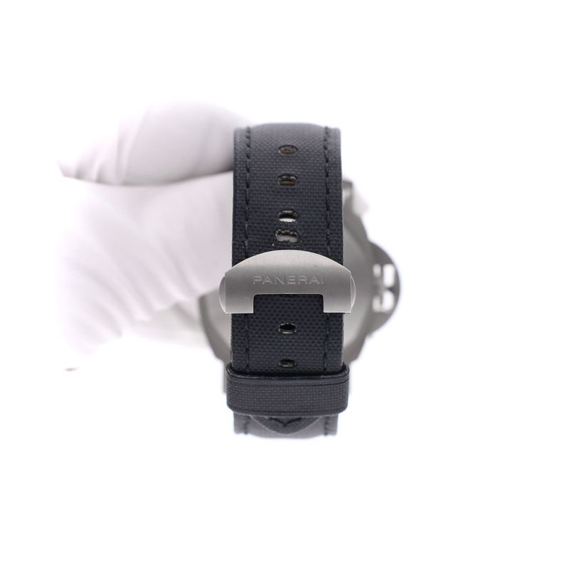 Image 10 of Panerai Luminor Submersible 44mm Titanium PAM00025; Automatic Watch